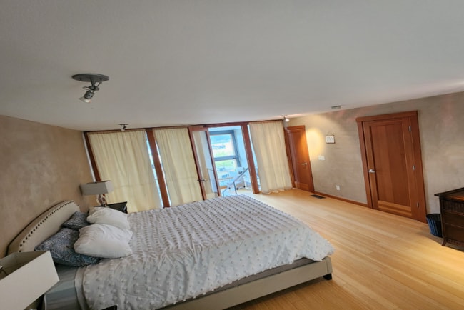 property at 606 Cascade Ave