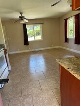 470 W Kuiaha Rd in Haiku, HI - Building Photo - Building Photo