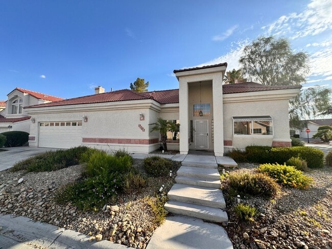 property at 5129 Forest Oaks Dr