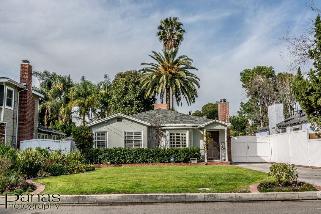 12749 Milbank St in Studio City, CA - Foto de edificio