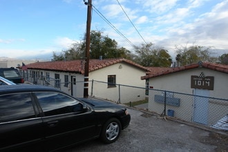 Cottage Park Apartments in Las Vegas, NV - Building Photo - Building Photo