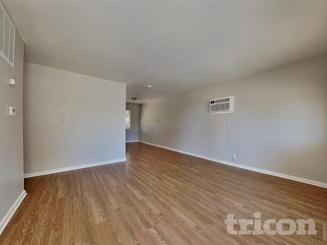 1001 Akard Dr in Reno, NV - Building Photo - Building Photo