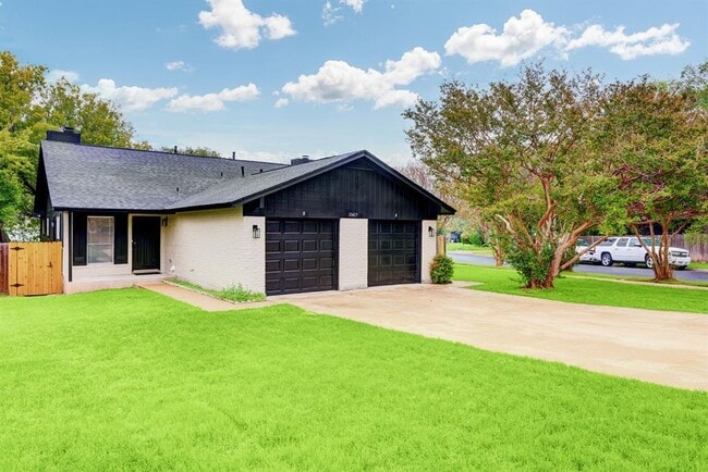 property at 11415 Ptarmigan Dr
