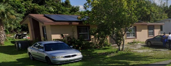 property at 1865 Moreno Ave