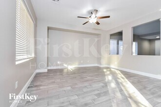 4083 Blue Manor Ln in North Las Vegas, NV - Building Photo - Building Photo