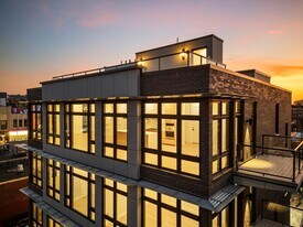 14 Green St in Brookline, MA - Building Photo