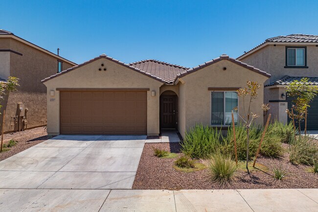 Copper Falls in Buckeye, AZ - Building Photo - Building Photo