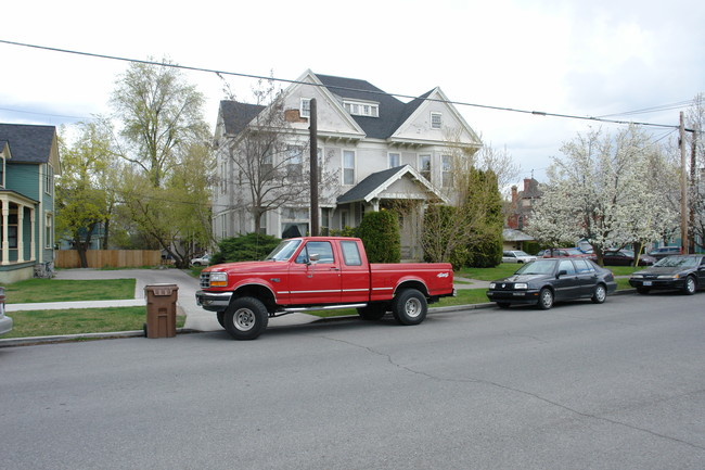 2004 W Pacific Ave in Spokane, WA - Building Photo - Building Photo