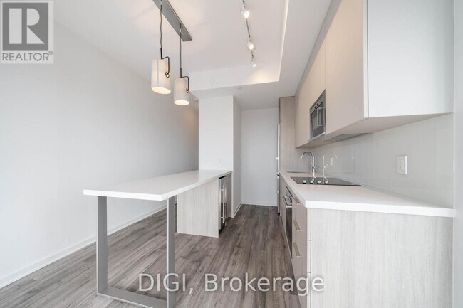 25 Selby St in Toronto, ON - Building Photo - Building Photo