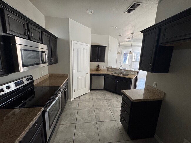 3304 Bastrop Ave in Odessa, TX - Building Photo - Building Photo