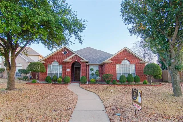 2306 Jacqueline Dr in Garland, TX - Building Photo
