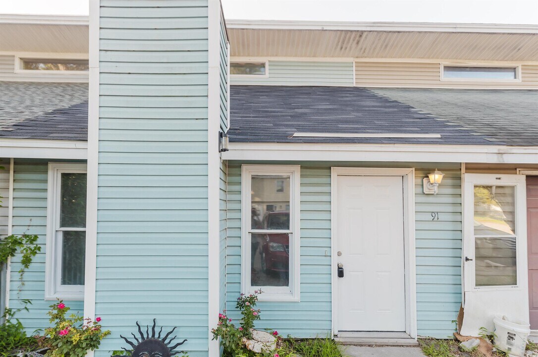 91 Freedom Way in Myrtle Beach, SC - Building Photo