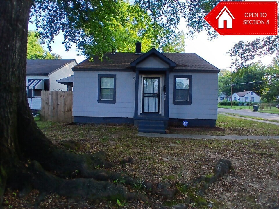 3088 Manhattan Ave in Memphis, TN - Building Photo