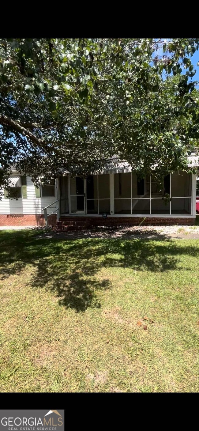 property at 3993 Guyton St