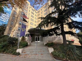 4801 Connecticut Avenue Apartments in Washington, DC - Building Photo