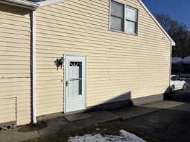 29 College View Dr, Unit Colonie-Loudonville Area in Albany, NY - Building Photo - Building Photo