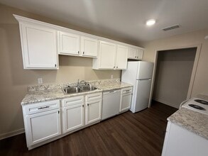 Meadowview Apartments in Monticello, AR - Foto de edificio - Building Photo