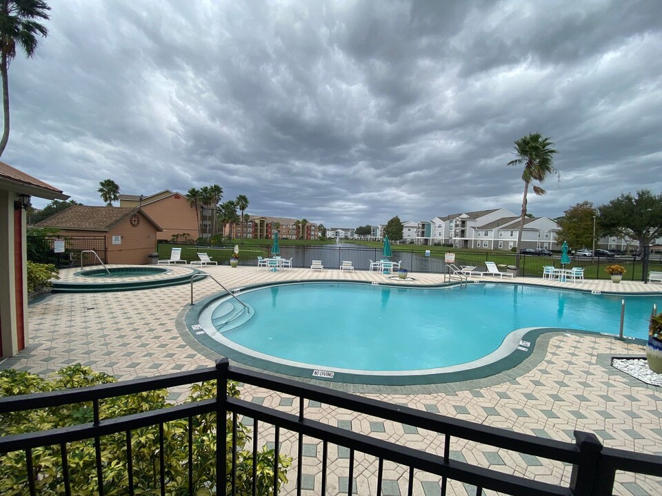 2216 GRAND CAYMAN in Kissimmee, FL - Building Photo