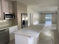 1585 SW 13th Ave in Miami, FL - Building Photo - Building Photo