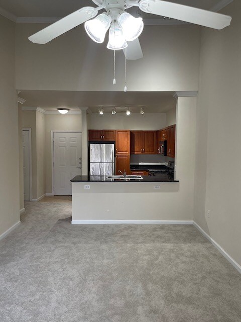 12917 Centre Park Cir in Herndon, VA - Building Photo