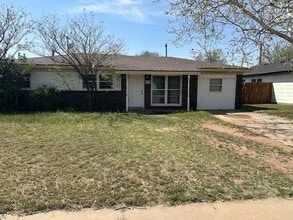 5323 39th St in Lubbock, TX - Building Photo - Building Photo