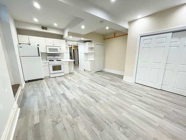 89 Cedar St in Boston, MA - Building Photo - Building Photo