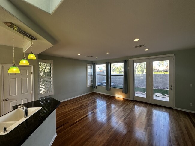 7628 Belhurst Ave in Las Vegas, NV - Building Photo - Building Photo