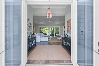 2532 SE Jason Pl in Port St. Lucie, FL - Foto de edificio - Building Photo