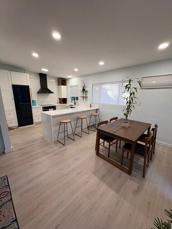7705 Poinsetta Ave in Cape Canaveral, FL - Building Photo - Building Photo