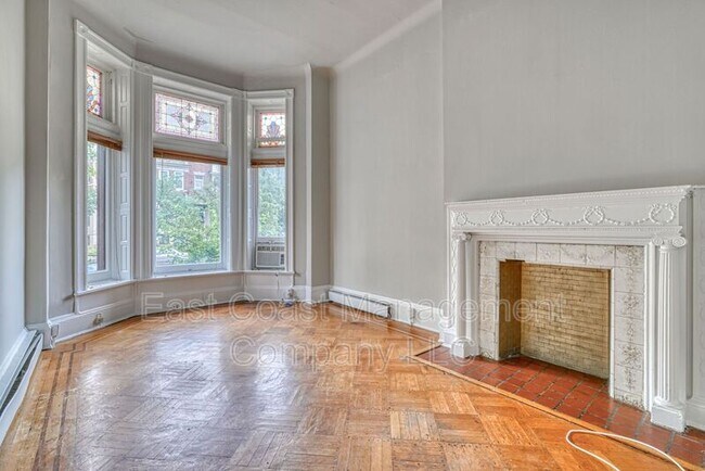 2348 Eutaw Pl photo'