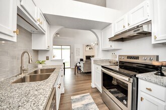 11611 Highland Meadow Dr in Houston, TX - Building Photo - Building Photo