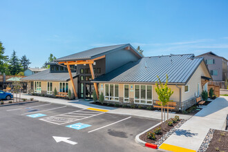 Heather Lodge Apartments in Happy Valley, OR - Building Photo - Building Photo