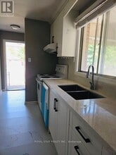 83 Irving Pl in London, ON - Building Photo - Building Photo