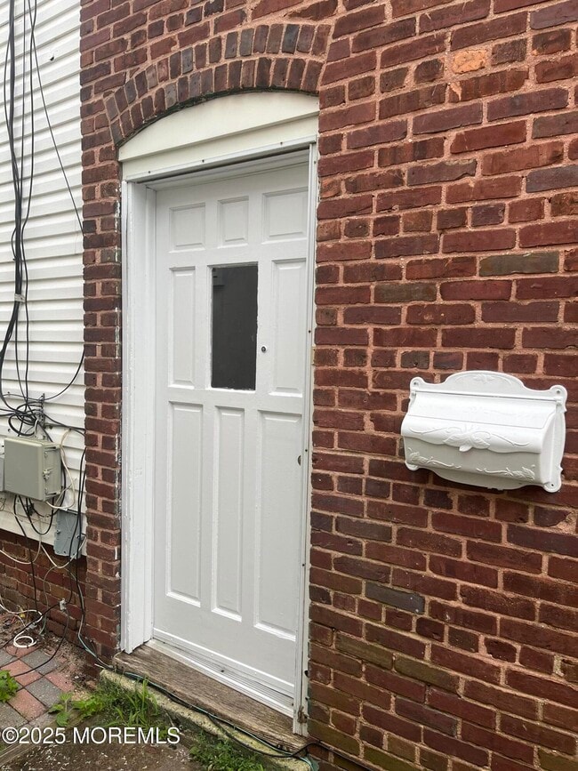 155 Shrewsbury Ave in Red Bank, NJ - Building Photo - Building Photo