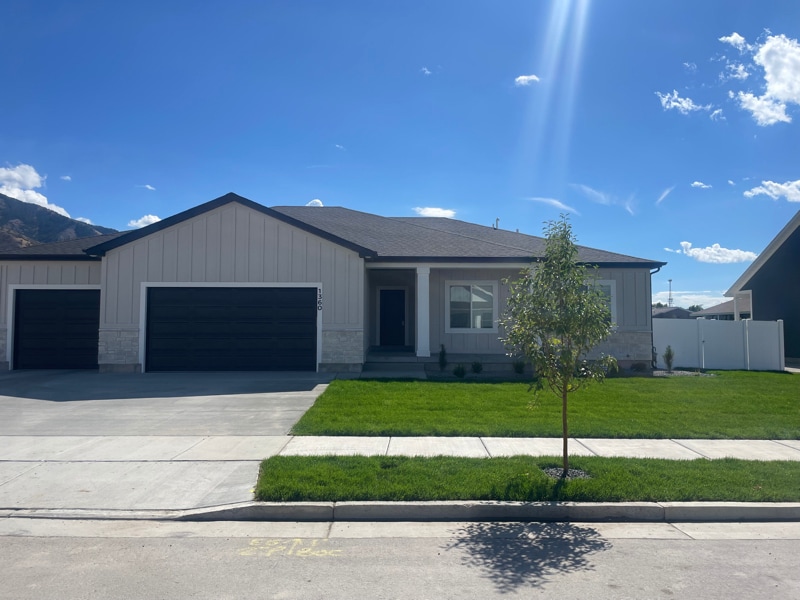 1360 E 1220 N in Logan, UT - Building Photo