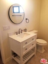1122 S Crescent Heights Blvd in Los Angeles, CA - Building Photo - Building Photo