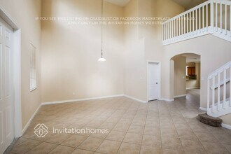 946 NW 206th St in Miami Gardens, FL - Foto de edificio - Building Photo