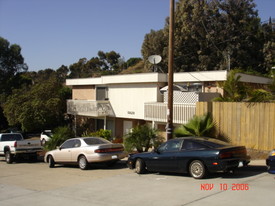 5828 Ruby St in San Diego, CA - Foto de edificio - Building Photo