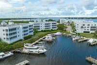 Apartments in Palm City, FL