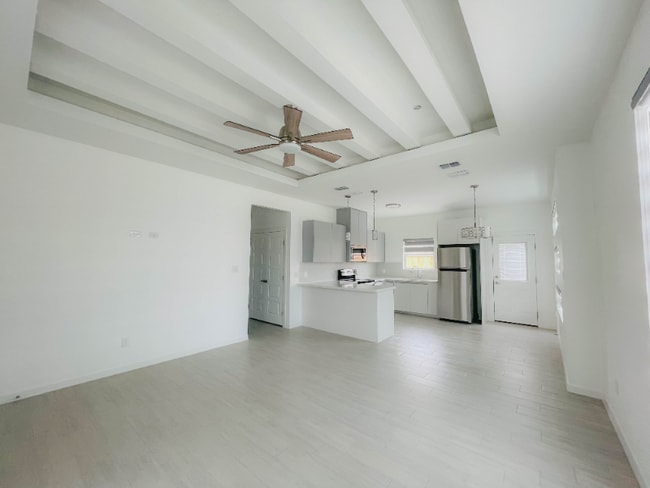 1623 W Smt Dr in Pharr, TX - Building Photo - Building Photo