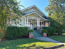 1520 Donald St in Jacksonville, FL - Building Photo