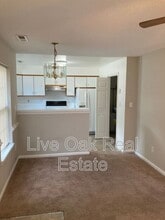 1560 Indiana Ave in Virginia Beach, VA - Foto de edificio - Building Photo