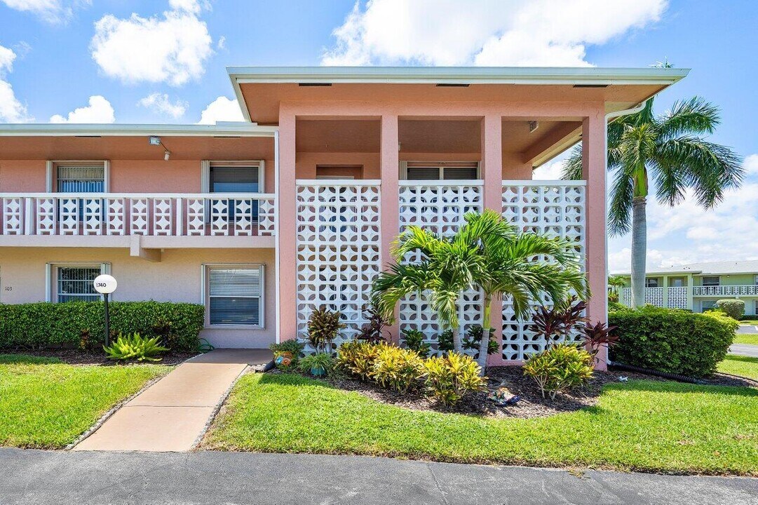 1740 NW 19th Terrace in Delray Beach, FL - Building Photo