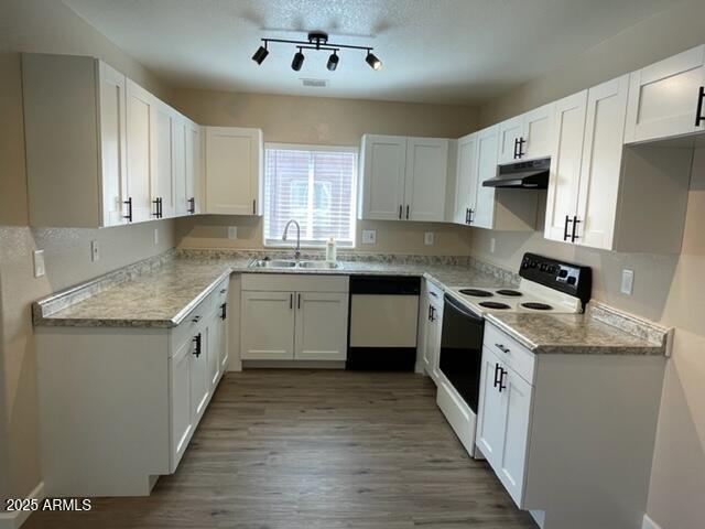 10854 W Carousel Dr in Arizona City, AZ - Building Photo