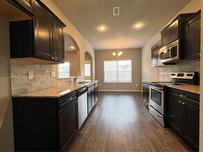 1306 W Walker Dr in Rogers, AR - Building Photo - Building Photo