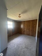 9237 N River Rd in Algonac, MI - Building Photo - Building Photo