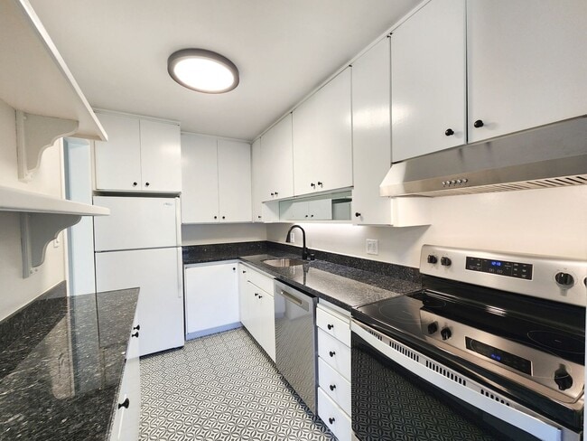 property at 847 N Humboldt St
