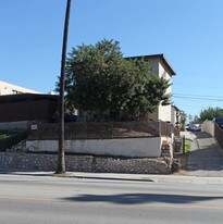 4960 Figueroa St in Los Angeles, CA - Building Photo
