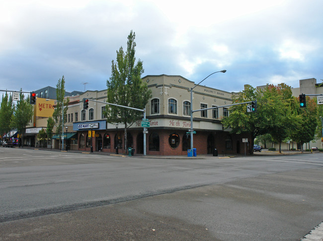 McGilchrist Roth Building