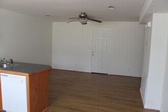 255 Senator Dr in Clarksville, TN - Building Photo - Building Photo